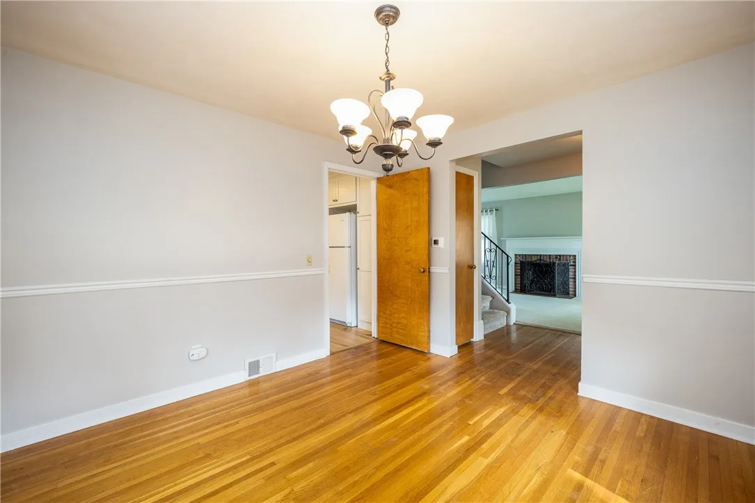 1711 N Winton Road, Irondequoit, New York 14609, Irondequoit, New York 14609, 3 Bedrooms Bedrooms, 7 Rooms Rooms,1 BathroomBathrooms,Residential,Closed,1711 N Winton Road, Irondequoit, New York 14609,R1611822