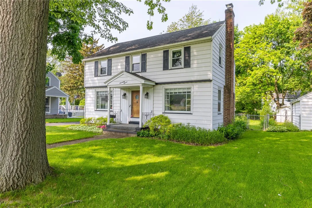 1711 N Winton Road, Irondequoit, New York 14609, Irondequoit, New York 14609, 3 Bedrooms Bedrooms, 7 Rooms Rooms,1 BathroomBathrooms,Residential,Closed,1711 N Winton Road, Irondequoit, New York 14609,R1611822