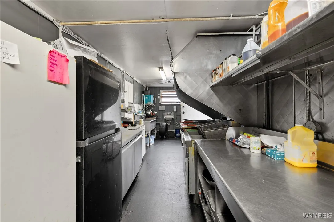 84 Reiman Street, Buffalo, New York 14206, Buffalo, New York 14206, ,Commercial Sale,For Sale,84 Reiman Street, Buffalo, New York 14206,0,B1610057