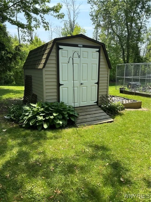 Shed