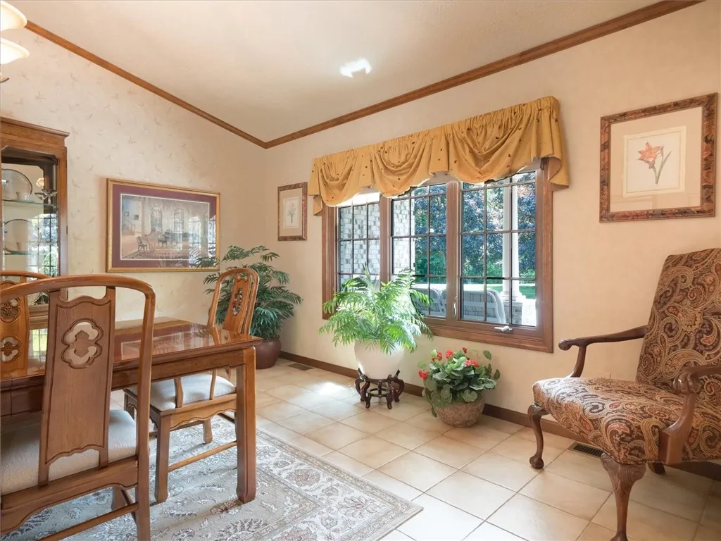 48 West Amy Lane, Greece, New York 14626, Greece, New York 14626, 4 Bedrooms Bedrooms, 8 Rooms Rooms,3 BathroomsBathrooms,Residential,Closed,48 West Amy Lane, Greece, New York 14626,0,R1611680