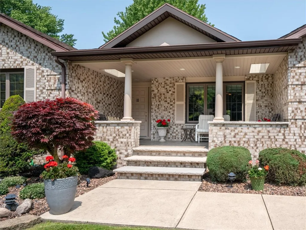 48 West Amy Lane, Greece, New York 14626, Greece, New York 14626, 4 Bedrooms Bedrooms, 8 Rooms Rooms,3 BathroomsBathrooms,Residential,Closed,48 West Amy Lane, Greece, New York 14626,0,R1611680