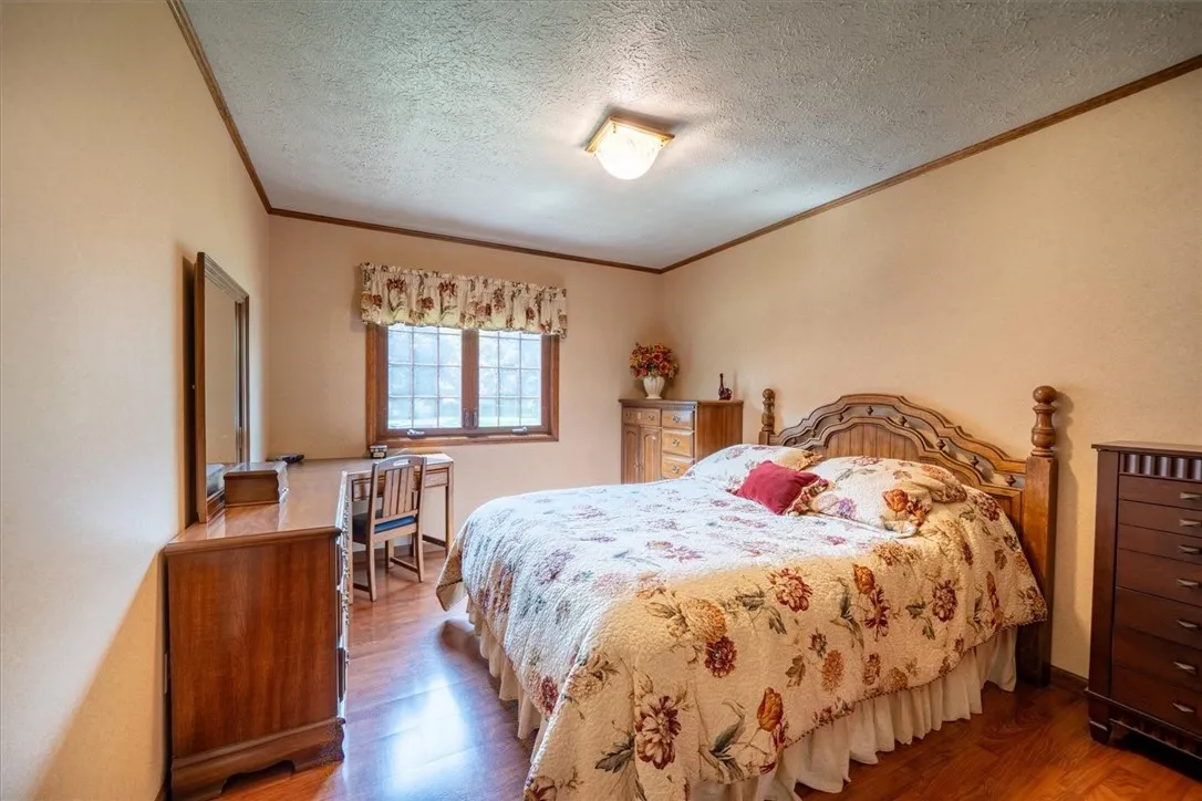 48 West Amy Lane, Greece, New York 14626, Greece, New York 14626, 4 Bedrooms Bedrooms, 8 Rooms Rooms,3 BathroomsBathrooms,Residential,Closed,48 West Amy Lane, Greece, New York 14626,0,R1611680