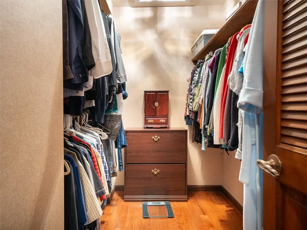 48 West Amy Lane, Greece, New York 14626, Greece, New York 14626, 4 Bedrooms Bedrooms, 8 Rooms Rooms,3 BathroomsBathrooms,Residential,Closed,48 West Amy Lane, Greece, New York 14626,0,R1611680