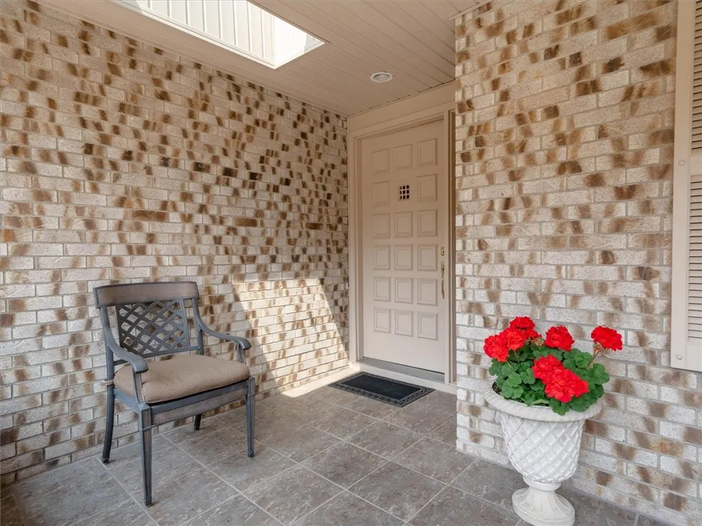 48 West Amy Lane, Greece, New York 14626, Greece, New York 14626, 4 Bedrooms Bedrooms, 8 Rooms Rooms,3 BathroomsBathrooms,Residential,Closed,48 West Amy Lane, Greece, New York 14626,0,R1611680