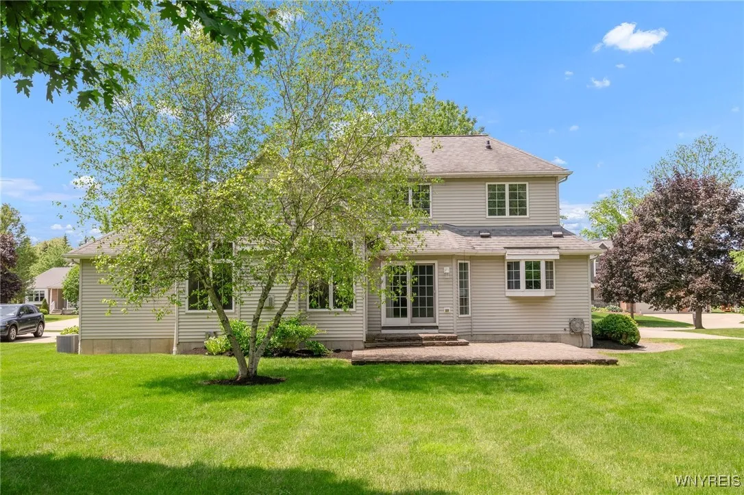 85 Alexander Way, Orchard Park, New York 14127, Orchard Park, New York 14127, 4 Bedrooms Bedrooms, 7 Rooms Rooms,2 BathroomsBathrooms,Residential,Closed,85 Alexander Way, Orchard Park, New York 14127,B1611409