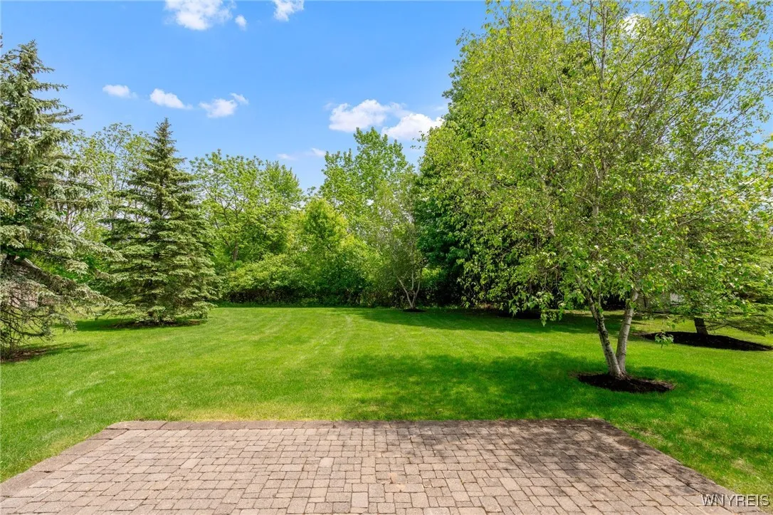 85 Alexander Way, Orchard Park, New York 14127, Orchard Park, New York 14127, 4 Bedrooms Bedrooms, 7 Rooms Rooms,2 BathroomsBathrooms,Residential,Closed,85 Alexander Way, Orchard Park, New York 14127,B1611409