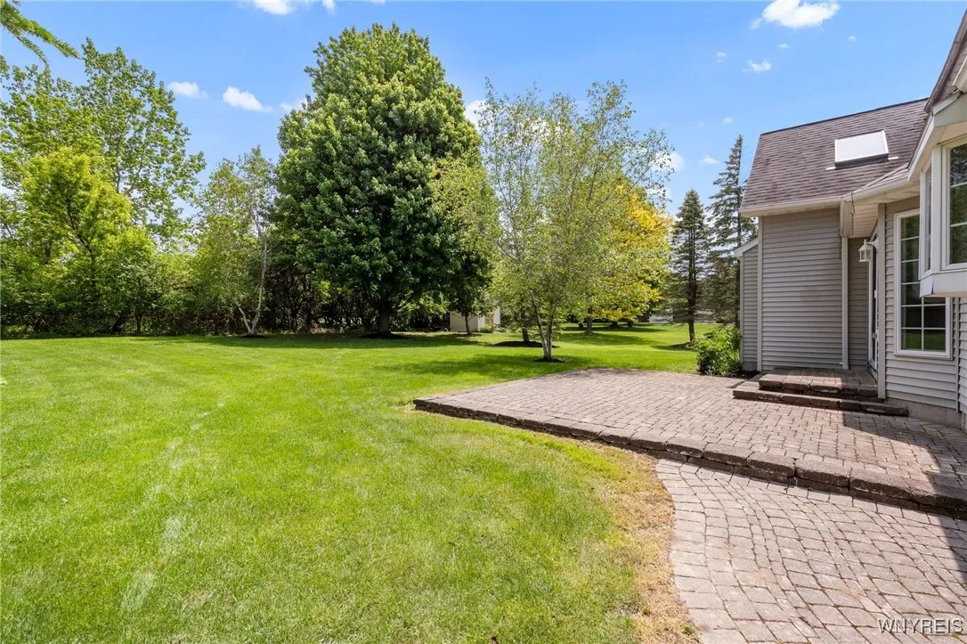 85 Alexander Way, Orchard Park, New York 14127, Orchard Park, New York 14127, 4 Bedrooms Bedrooms, 7 Rooms Rooms,2 BathroomsBathrooms,Residential,Closed,85 Alexander Way, Orchard Park, New York 14127,B1611409