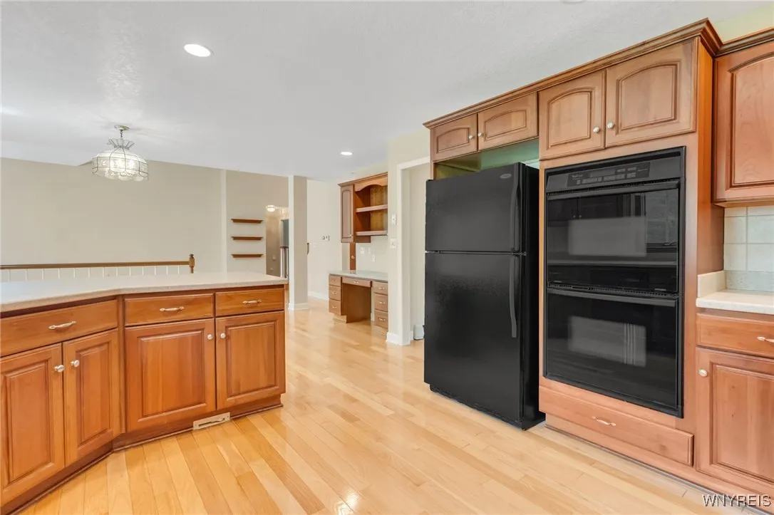 85 Alexander Way, Orchard Park, New York 14127, Orchard Park, New York 14127, 4 Bedrooms Bedrooms, 7 Rooms Rooms,2 BathroomsBathrooms,Residential,Closed,85 Alexander Way, Orchard Park, New York 14127,B1611409