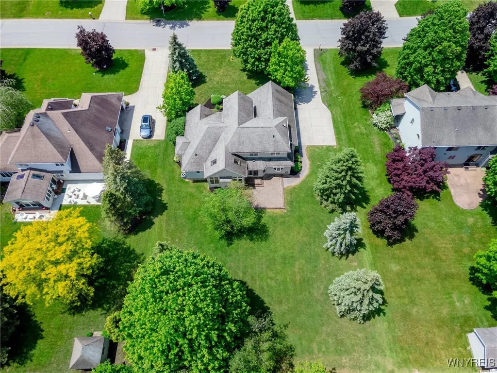 85 Alexander Way, Orchard Park, New York 14127, Orchard Park, New York 14127, 4 Bedrooms Bedrooms, 7 Rooms Rooms,2 BathroomsBathrooms,Residential,Closed,85 Alexander Way, Orchard Park, New York 14127,B1611409
