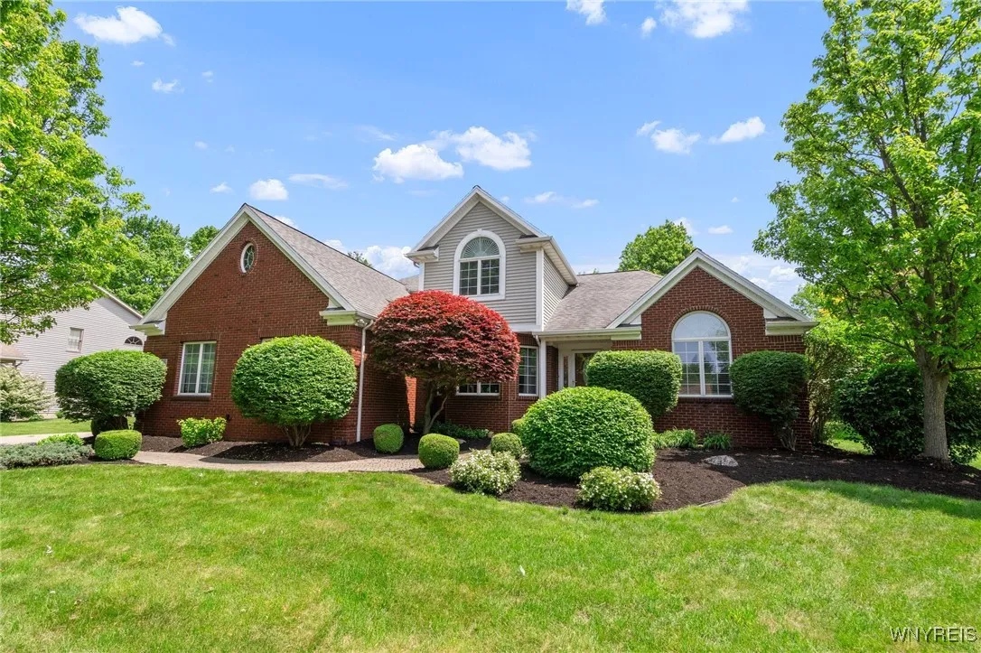 85 Alexander Way, Orchard Park, New York 14127, Orchard Park, New York 14127, 4 Bedrooms Bedrooms, 7 Rooms Rooms,2 BathroomsBathrooms,Residential,Closed,85 Alexander Way, Orchard Park, New York 14127,B1611409