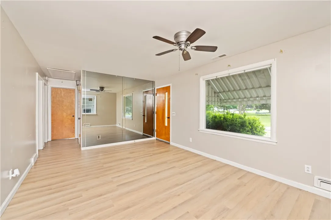 4171 Mount Read Boulevard, Greece, New York 14616, Greece, New York 14616, 3 Bedrooms Bedrooms, 5 Rooms Rooms,2 BathroomsBathrooms,Residential,Closed,4171 Mount Read Boulevard, Greece, New York 14616,0,R1611820