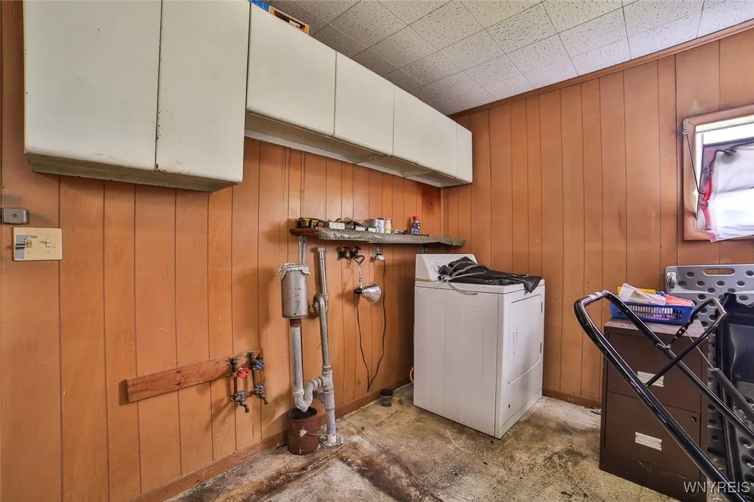 Storage and Laundy Room in the rear of the garage