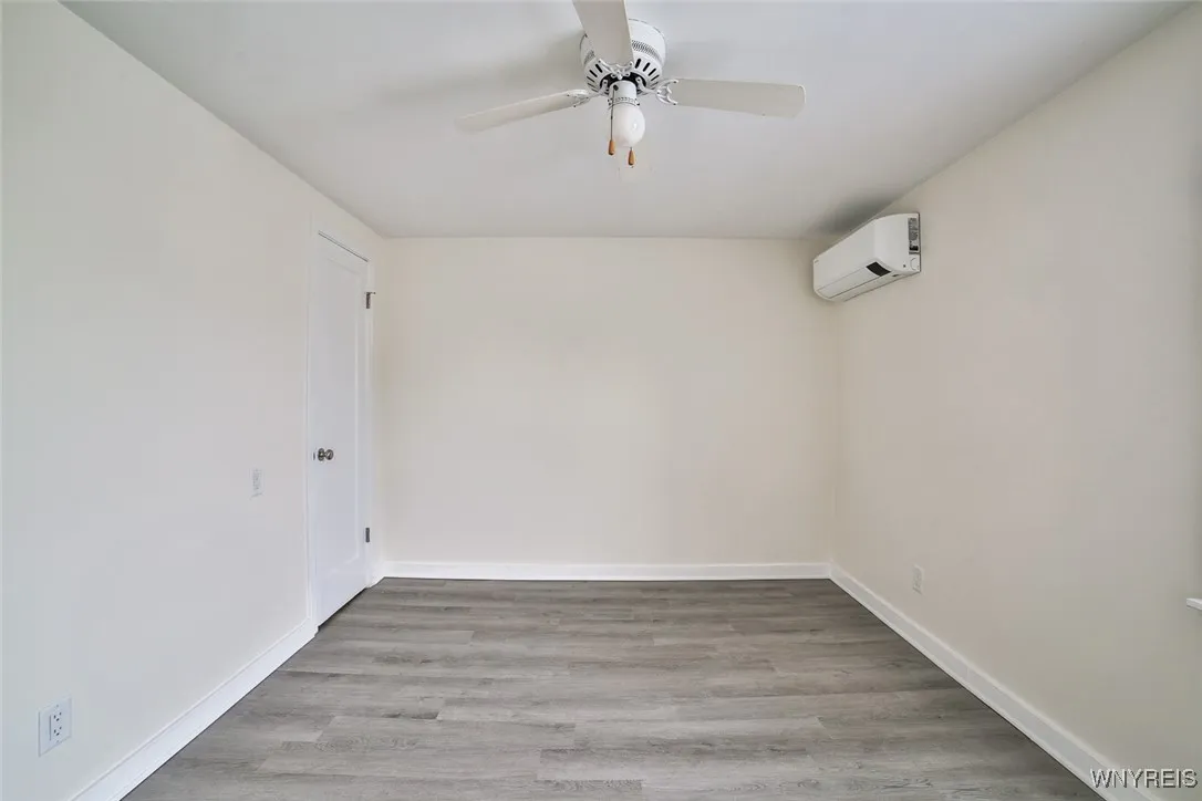 156 Hoover Avenue, Tonawanda-town, New York 14217, Tonawanda, New York 14217, 4 Bedrooms Bedrooms, ,2 BathroomsBathrooms,Residential,Closed,156 Hoover Avenue, Tonawanda-town, New York 14217,B1609755