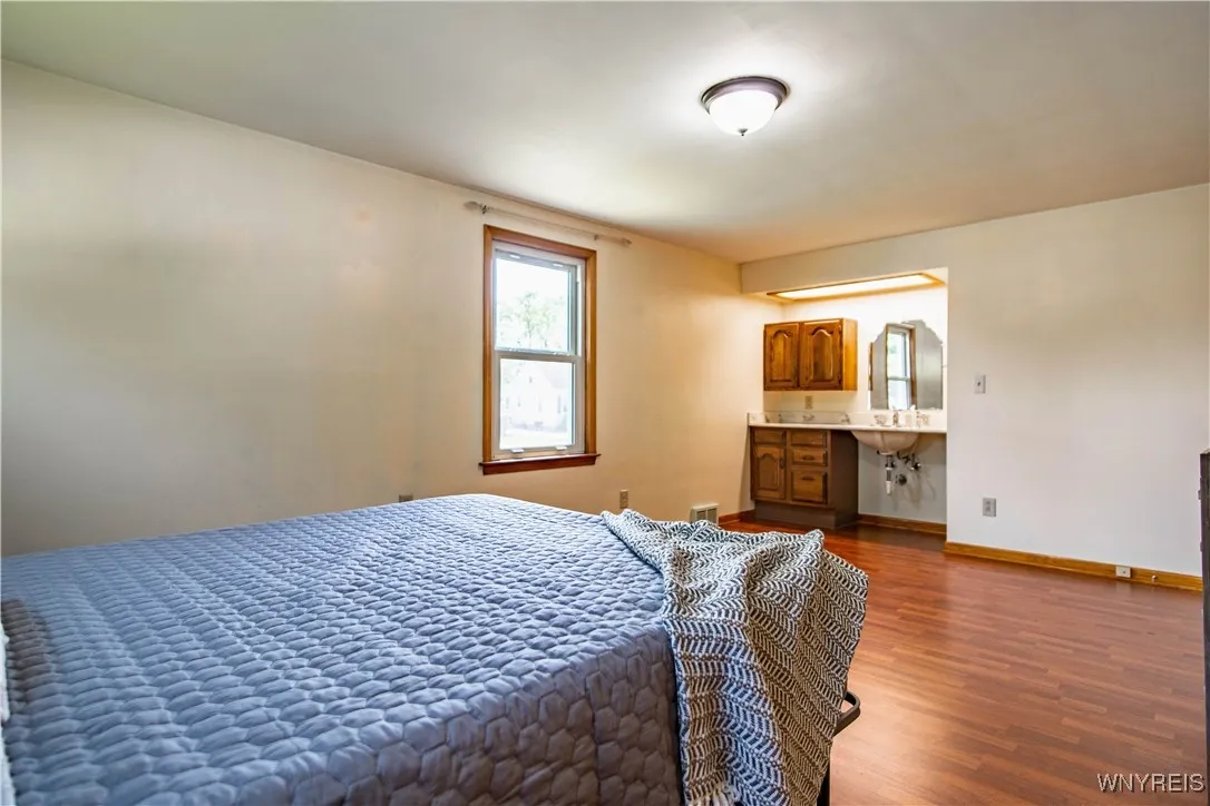 77 Karen Drive, Tonawanda-city, New York 14150, Tonawanda, New York 14150, 3 Bedrooms Bedrooms, 5 Rooms Rooms,1 BathroomBathrooms,Residential,Closed,77 Karen Drive, Tonawanda-city, New York 14150,B1611909