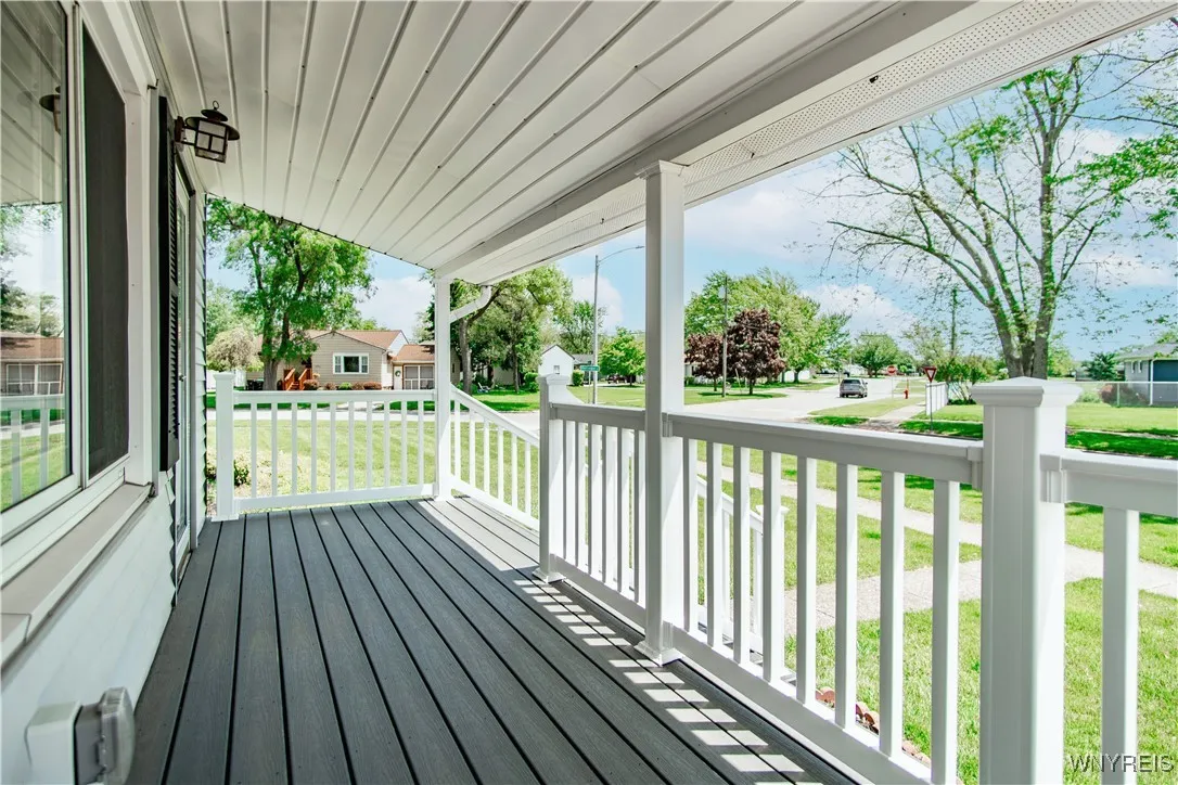 77 Karen Drive, Tonawanda-city, New York 14150, Tonawanda, New York 14150, 3 Bedrooms Bedrooms, 5 Rooms Rooms,1 BathroomBathrooms,Residential,Closed,77 Karen Drive, Tonawanda-city, New York 14150,B1611909