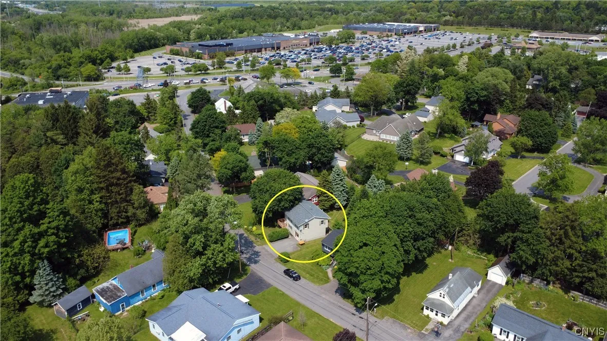 119 1/2 Dewey Avenue, Dewitt, New York 13066, De Witt, New York 13066, 3 Bedrooms Bedrooms, 9 Rooms Rooms,1 BathroomBathrooms,Residential,Closed,119 1/2 Dewey Avenue, Dewitt, New York 13066,S1611863