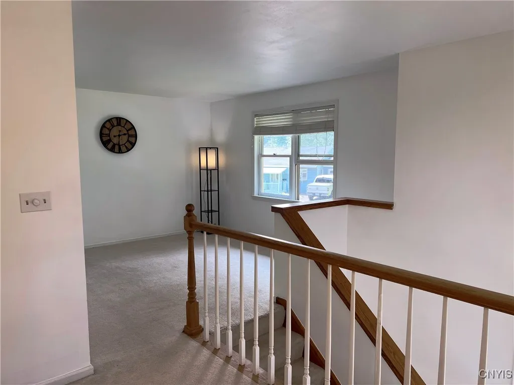 119 1/2 Dewey Avenue, Dewitt, New York 13066, De Witt, New York 13066, 3 Bedrooms Bedrooms, 9 Rooms Rooms,1 BathroomBathrooms,Residential,Closed,119 1/2 Dewey Avenue, Dewitt, New York 13066,S1611863