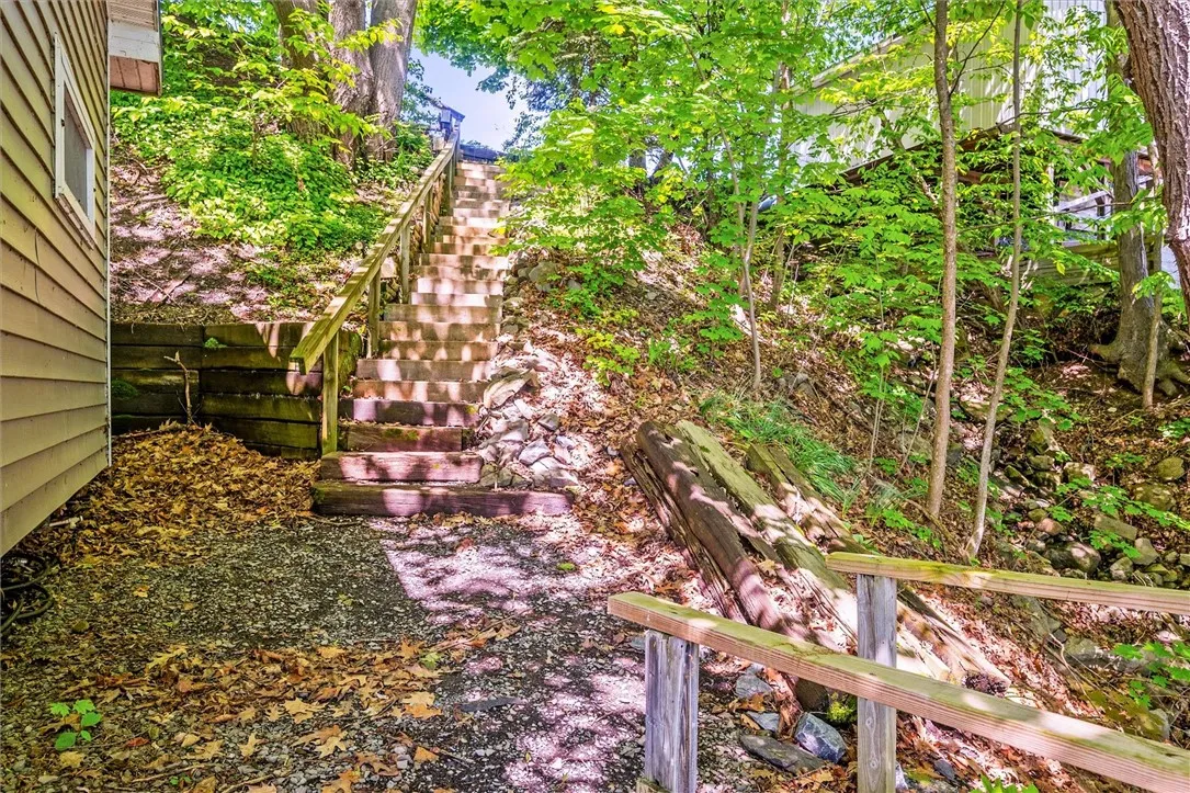 5543 Rt-89, Varick, New York 14521, Varick, New York 14521, 4 Bedrooms Bedrooms, 5 Rooms Rooms,Residential,Closed,5543 Rt-89, Varick, New York 14521,0,R1610546