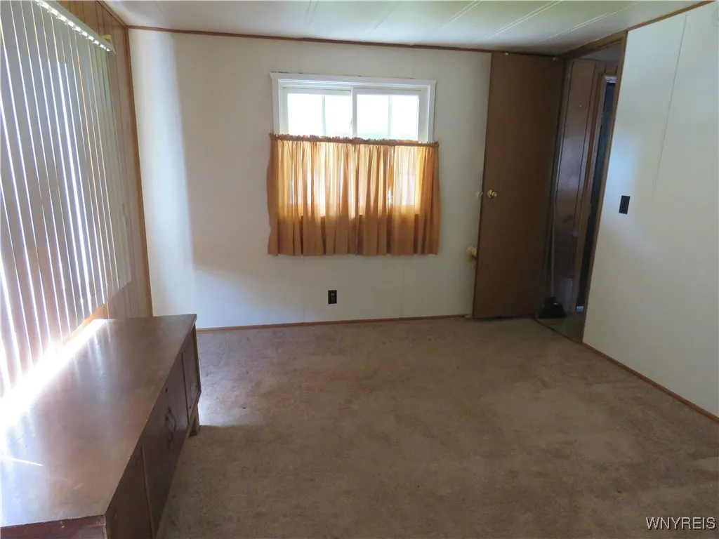 1042 Wish Circle Road, Marilla, New York 14052, Marilla, New York 14052, 2 Bedrooms Bedrooms, 7 Rooms Rooms,2 BathroomsBathrooms,Residential,For Sale,1042 Wish Circle Road, Marilla, New York 14052,B1611023