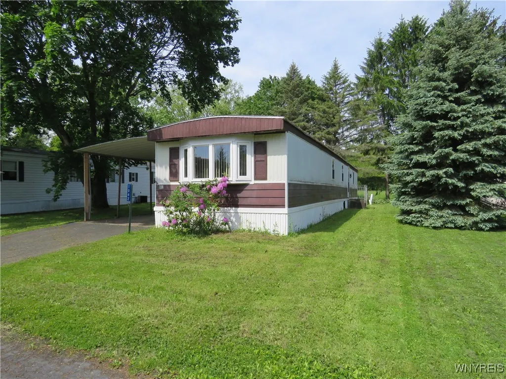 1042 Wish Circle Road, Marilla, New York 14052, Marilla, New York 14052, 2 Bedrooms Bedrooms, 7 Rooms Rooms,2 BathroomsBathrooms,Residential,For Sale,1042 Wish Circle Road, Marilla, New York 14052,B1611023