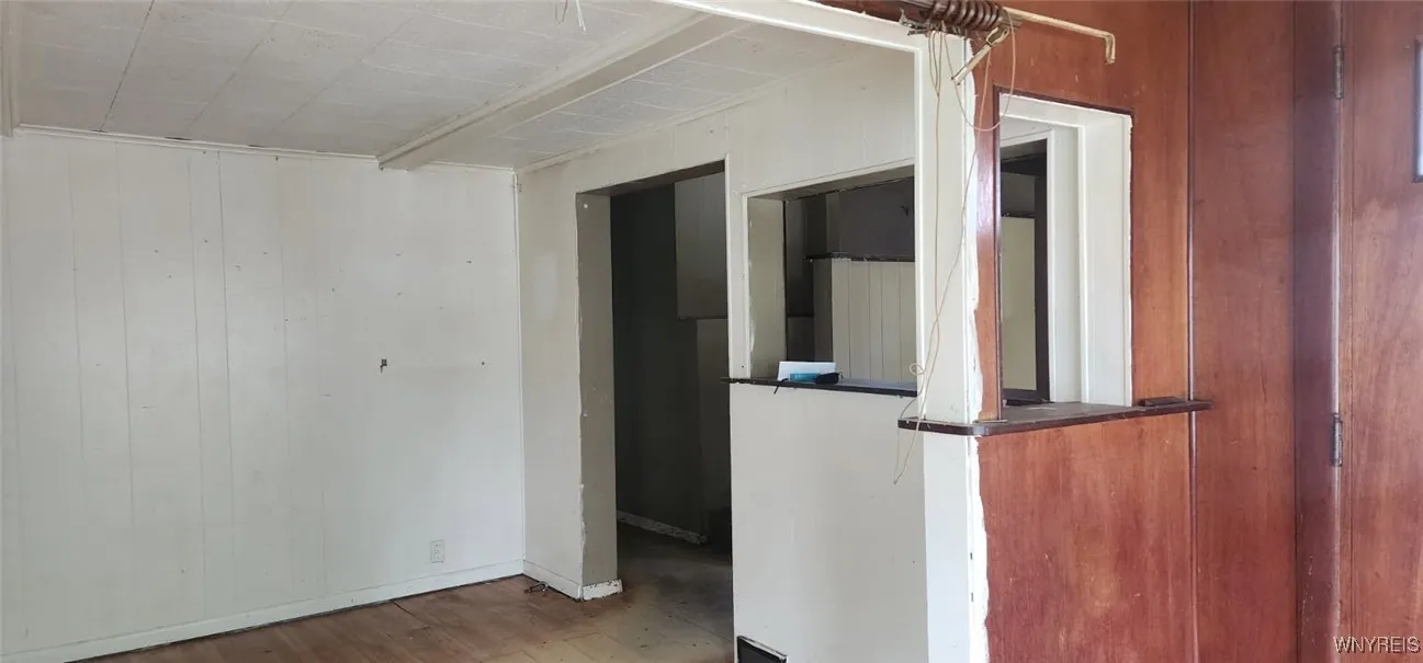 208 Lockwood Avenue, Buffalo, New York 14220, Buffalo, New York 14220, 4 Bedrooms Bedrooms, 10 Rooms Rooms,1 BathroomBathrooms,Residential,Closed,208 Lockwood Avenue, Buffalo, New York 14220,B1611891