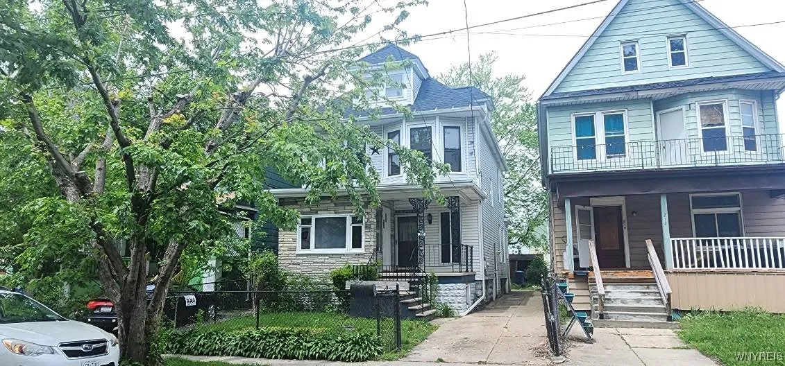 208 Lockwood Avenue, Buffalo, New York 14220, Buffalo, New York 14220, 4 Bedrooms Bedrooms, 10 Rooms Rooms,1 BathroomBathrooms,Residential,Closed,208 Lockwood Avenue, Buffalo, New York 14220,B1611891