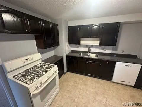103 Kimberly Avenue, Buffalo, New York 14220, Buffalo, New York 14220, 4 Bedrooms Bedrooms, ,2 BathroomsBathrooms,Residential,Closed,103 Kimberly Avenue, Buffalo, New York 14220,B1612011