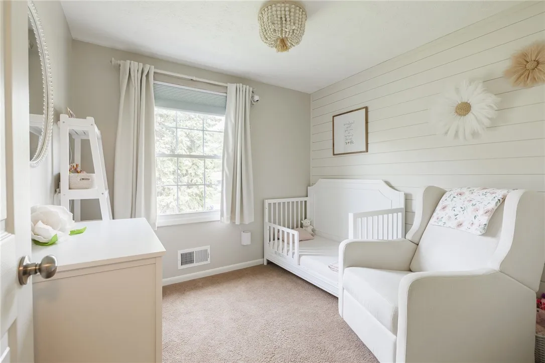 343 Squire Dale Lane, Greece, New York 14612, Greece, New York 14612, 3 Bedrooms Bedrooms, 7 Rooms Rooms,1 BathroomBathrooms,Residential,Closed,343 Squire Dale Lane, Greece, New York 14612,R1612026
