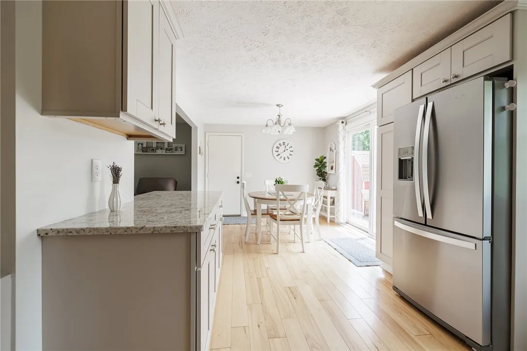 343 Squire Dale Lane, Greece, New York 14612, Greece, New York 14612, 3 Bedrooms Bedrooms, 7 Rooms Rooms,1 BathroomBathrooms,Residential,Closed,343 Squire Dale Lane, Greece, New York 14612,R1612026