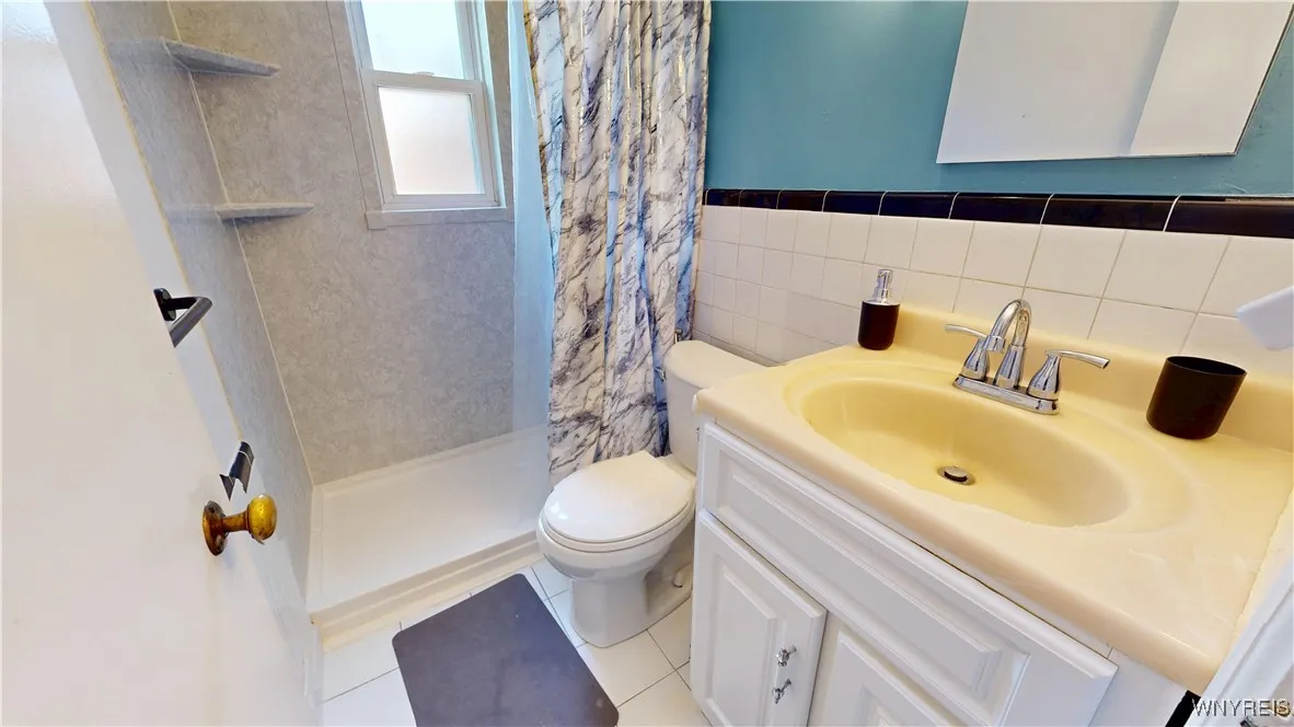 3901 Main Street 10c, Amherst, New York 14226, Amherst, New York 14226, 2 Bedrooms Bedrooms, 5 Rooms Rooms,1 BathroomBathrooms,Residential Lease,For Rent,3901 Main Street 10c, Amherst, New York 14226,B1608720