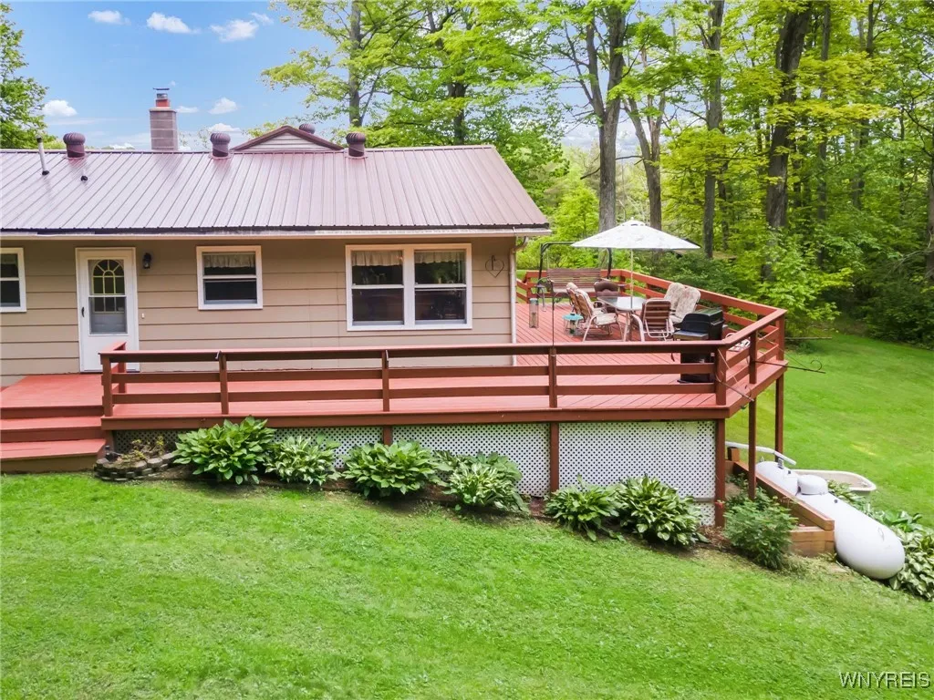 9485 Peck Hill Road, Dayton, New York 14070, Dayton, New York 14070, 3 Bedrooms Bedrooms, 8 Rooms Rooms,2 BathroomsBathrooms,Residential,Closed,9485 Peck Hill Road, Dayton, New York 14070,0,B1612009