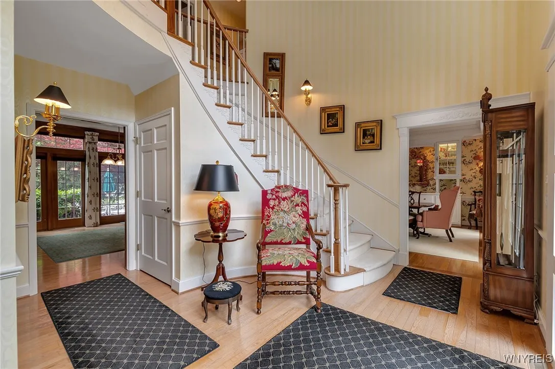 163 Roxbury Park, Amherst, New York 14051, Amherst, New York 14051, 4 Bedrooms Bedrooms, 14 Rooms Rooms,2 BathroomsBathrooms,Residential,For Sale,163 Roxbury Park, Amherst, New York 14051,B1610771