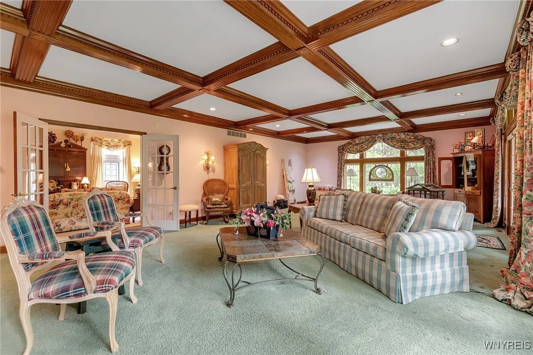 163 Roxbury Park, Amherst, New York 14051, Amherst, New York 14051, 4 Bedrooms Bedrooms, 14 Rooms Rooms,2 BathroomsBathrooms,Residential,For Sale,163 Roxbury Park, Amherst, New York 14051,B1610771