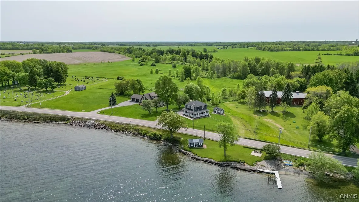 32160 State Route 12e, Cape Vincent, New York 1361, Cape Vincent, New York 13618, 3 Bedrooms Bedrooms, 7 Rooms Rooms,2 BathroomsBathrooms,Residential,Closed,32160 State Route 12e, Cape Vincent, New York 1361,0,S1610610