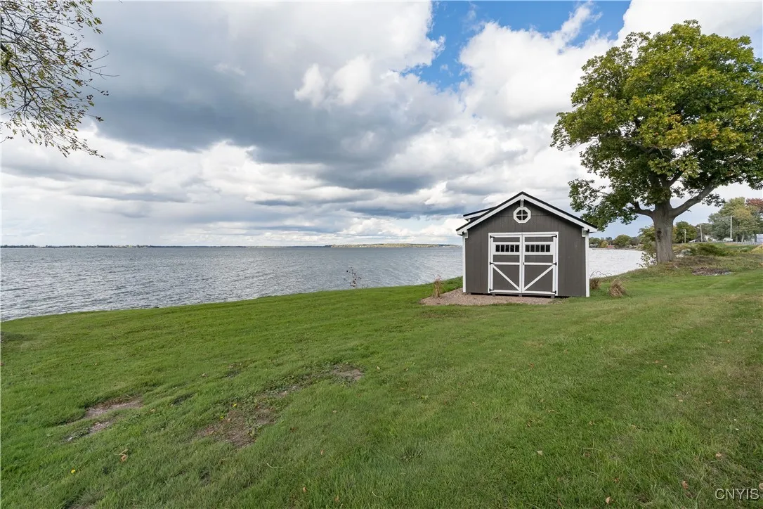 32160 State Route 12e, Cape Vincent, New York 1361, Cape Vincent, New York 13618, 3 Bedrooms Bedrooms, 7 Rooms Rooms,2 BathroomsBathrooms,Residential,Closed,32160 State Route 12e, Cape Vincent, New York 1361,0,S1610610