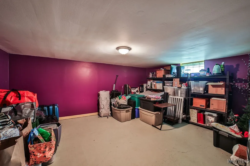 Bonus finished room in basement