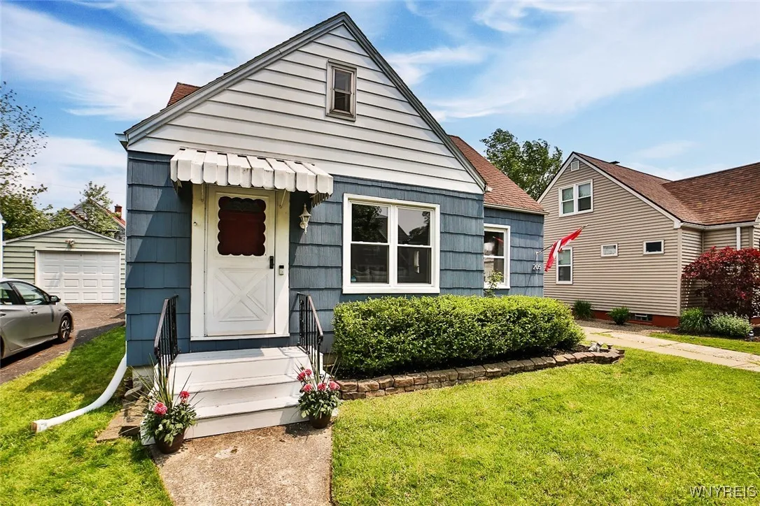 205 Carmel Road, Buffalo, New York 14214, Buffalo, New York 14214, 3 Bedrooms Bedrooms, 6 Rooms Rooms,2 BathroomsBathrooms,Residential,Closed,205 Carmel Road, Buffalo, New York 14214,B1612138