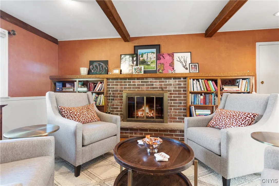 8178 Old Sunridge Drive, Manlius, New York 13104, Manlius, New York 13104, 4 Bedrooms Bedrooms, 11 Rooms Rooms,2 BathroomsBathrooms,Residential,Closed,8178 Old Sunridge Drive, Manlius, New York 13104,S1602425