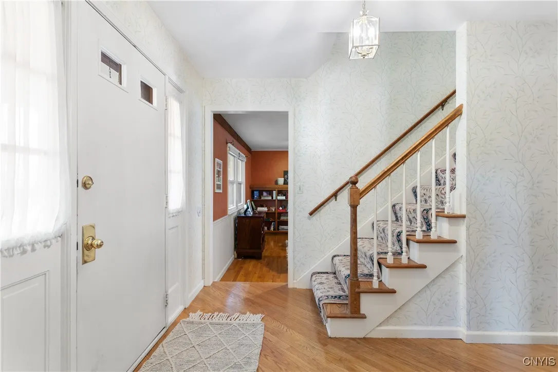 8178 Old Sunridge Drive, Manlius, New York 13104, Manlius, New York 13104, 4 Bedrooms Bedrooms, 11 Rooms Rooms,2 BathroomsBathrooms,Residential,Closed,8178 Old Sunridge Drive, Manlius, New York 13104,S1602425