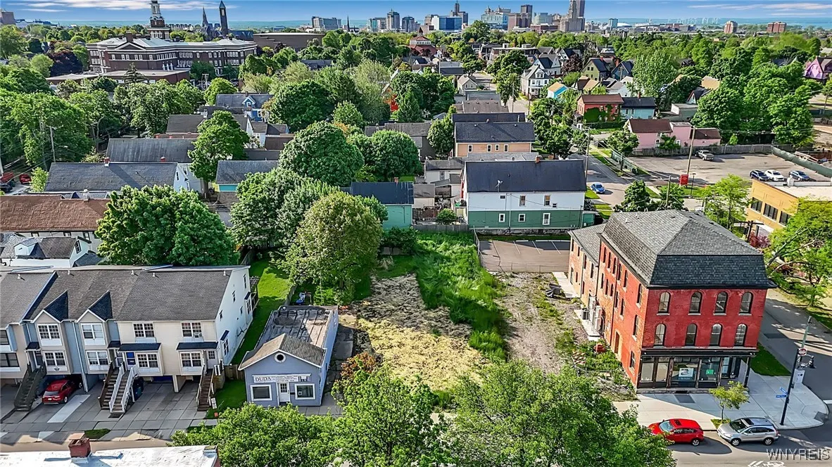 329 Connecticut Street, Buffalo, New York 14213, Buffalo, New York 14213, 4 Bedrooms Bedrooms, ,2 BathroomsBathrooms,Land,For Sale,329 Connecticut Street, Buffalo, New York 14213,B1612187