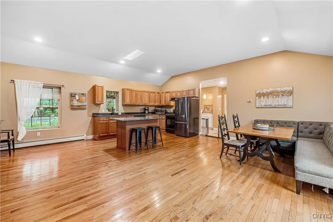 2530 W Seneca Turnpike, Marcellus, New York 13108, Marcellus, New York 13108, 4 Bedrooms Bedrooms, 10 Rooms Rooms,3 BathroomsBathrooms,Residential,Closed,2530 W Seneca Turnpike, Marcellus, New York 13108,0,S1611356