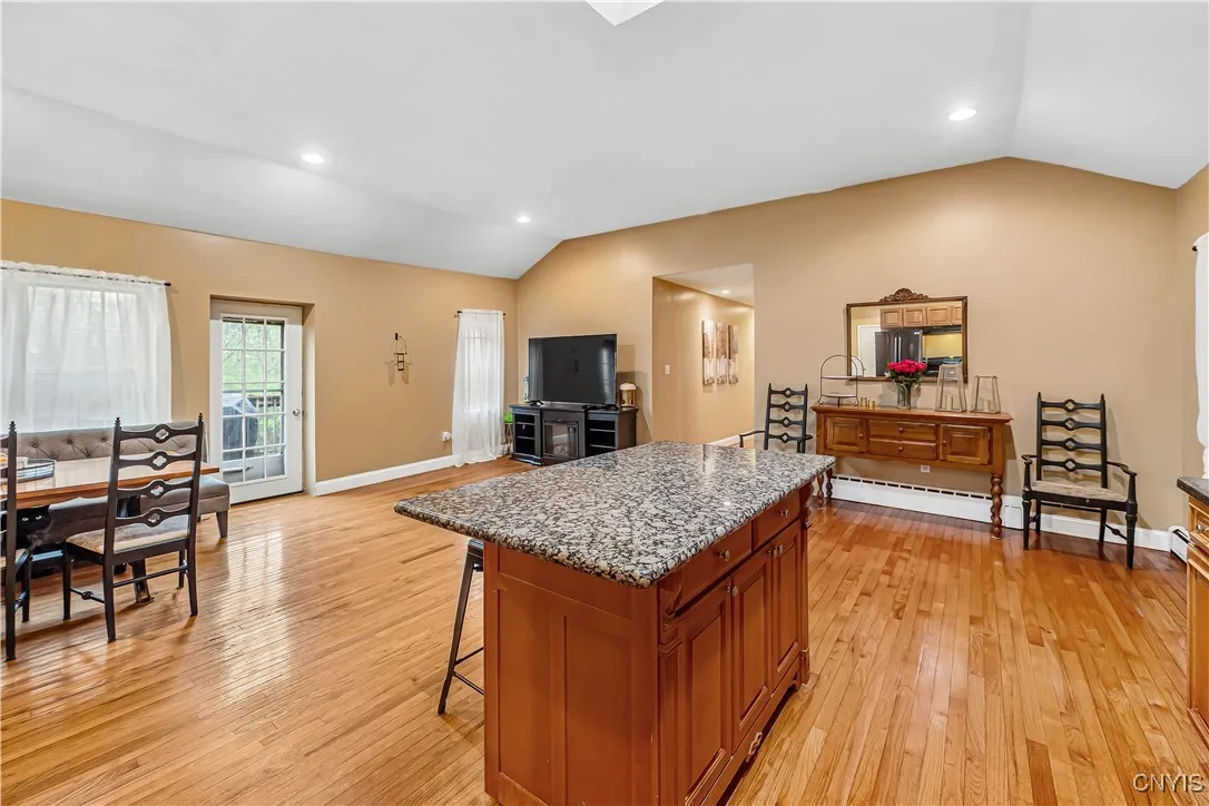2530 W Seneca Turnpike, Marcellus, New York 13108, Marcellus, New York 13108, 4 Bedrooms Bedrooms, 10 Rooms Rooms,3 BathroomsBathrooms,Residential,Closed,2530 W Seneca Turnpike, Marcellus, New York 13108,0,S1611356