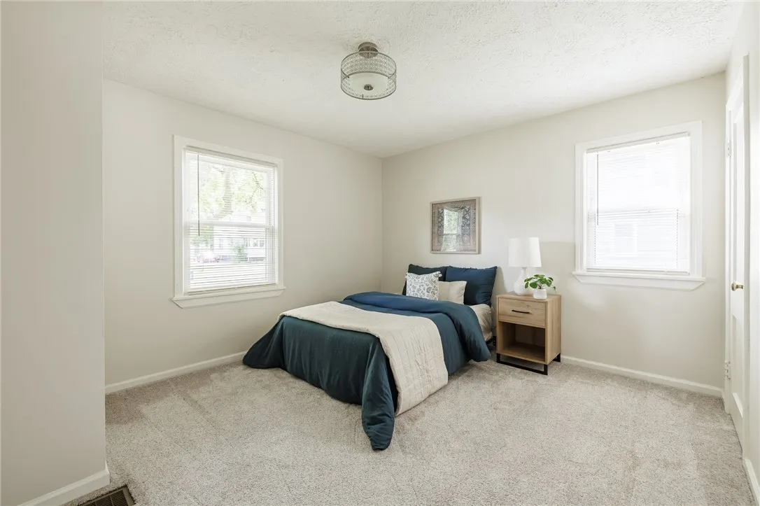 85 Varian Lane, Gates, New York 14624, Gates, New York 14624, 4 Bedrooms Bedrooms, 7 Rooms Rooms,2 BathroomsBathrooms,Residential,Closed,85 Varian Lane, Gates, New York 14624,R1609585