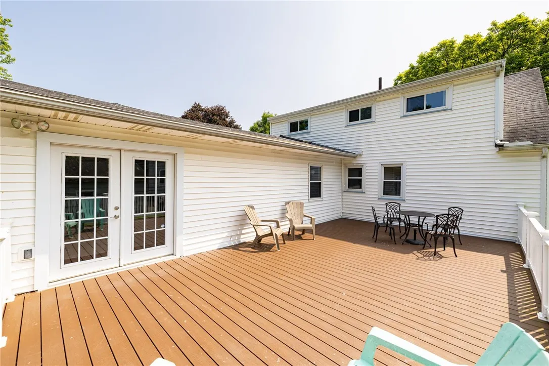 85 Varian Lane, Gates, New York 14624, Gates, New York 14624, 4 Bedrooms Bedrooms, 7 Rooms Rooms,2 BathroomsBathrooms,Residential,Closed,85 Varian Lane, Gates, New York 14624,R1609585