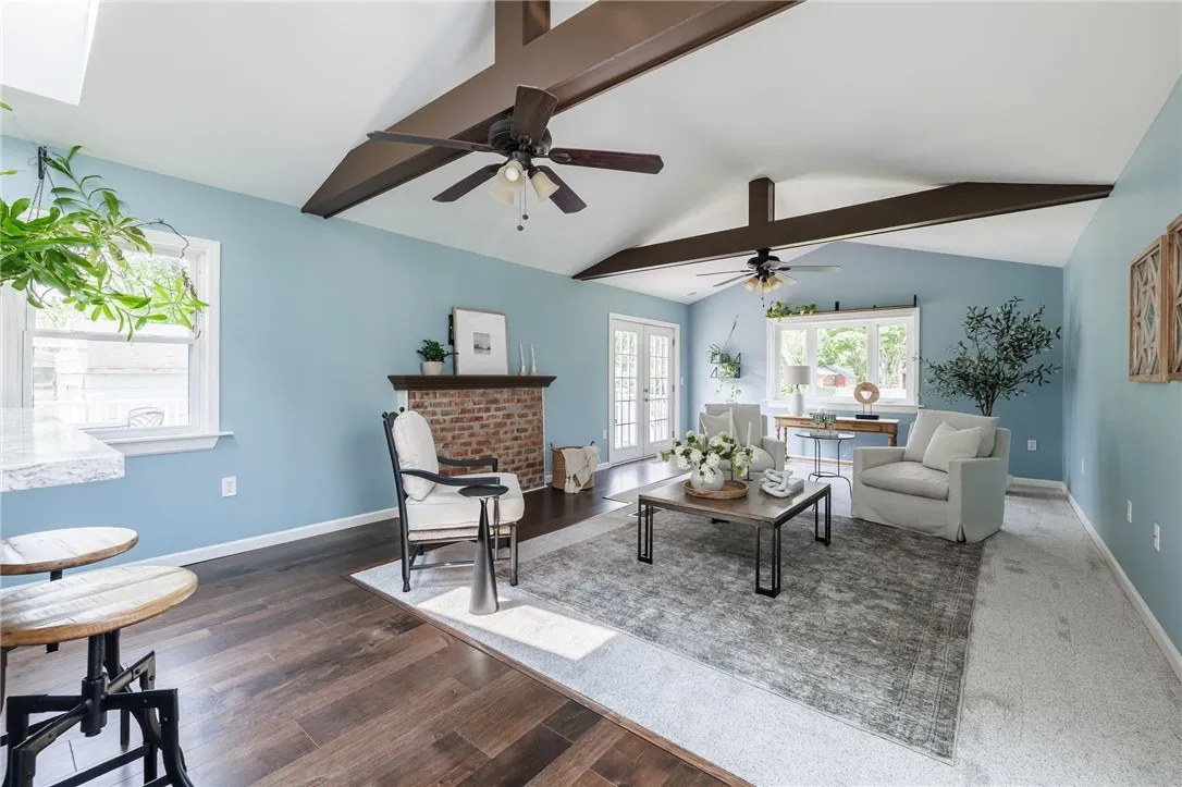 85 Varian Lane, Gates, New York 14624, Gates, New York 14624, 4 Bedrooms Bedrooms, 7 Rooms Rooms,2 BathroomsBathrooms,Residential,Closed,85 Varian Lane, Gates, New York 14624,R1609585