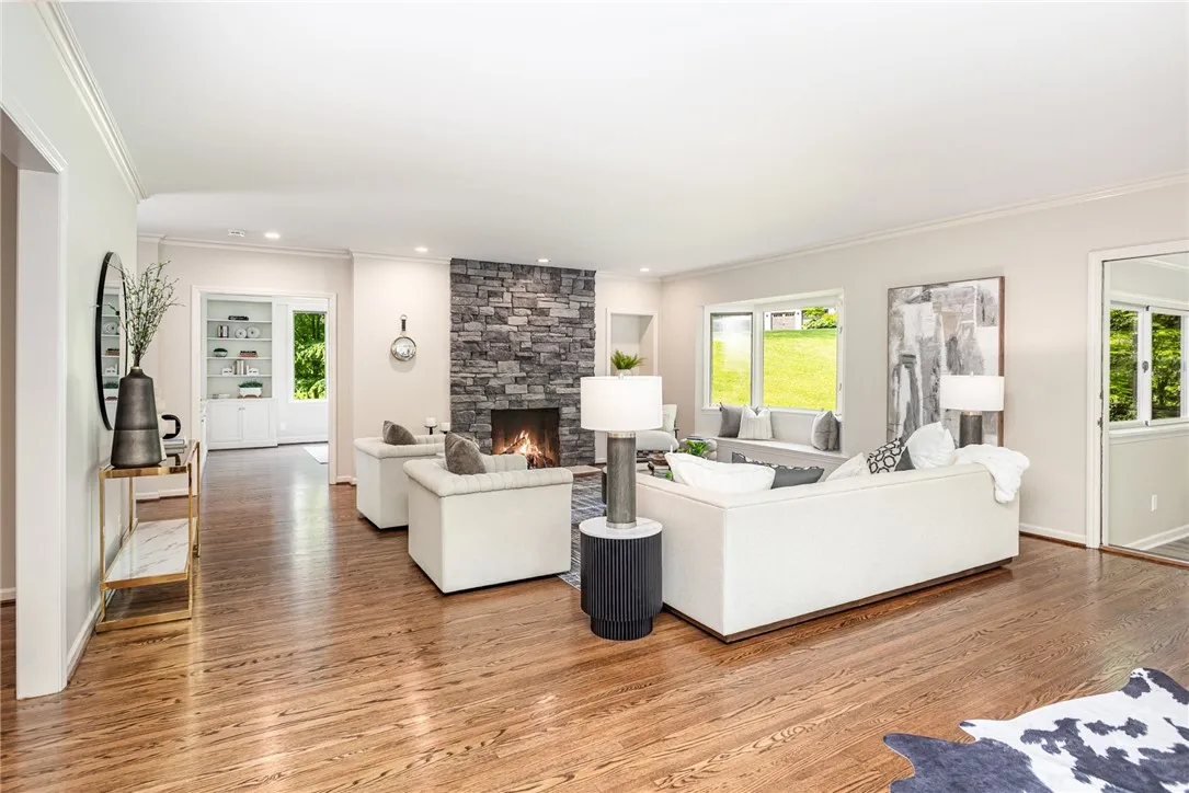16 Landsdowne Lane, Pittsford, New York 14618, Pittsford, New York 14618, 4 Bedrooms Bedrooms, 14 Rooms Rooms,2 BathroomsBathrooms,Residential,Closed,16 Landsdowne Lane, Pittsford, New York 14618,R1612091