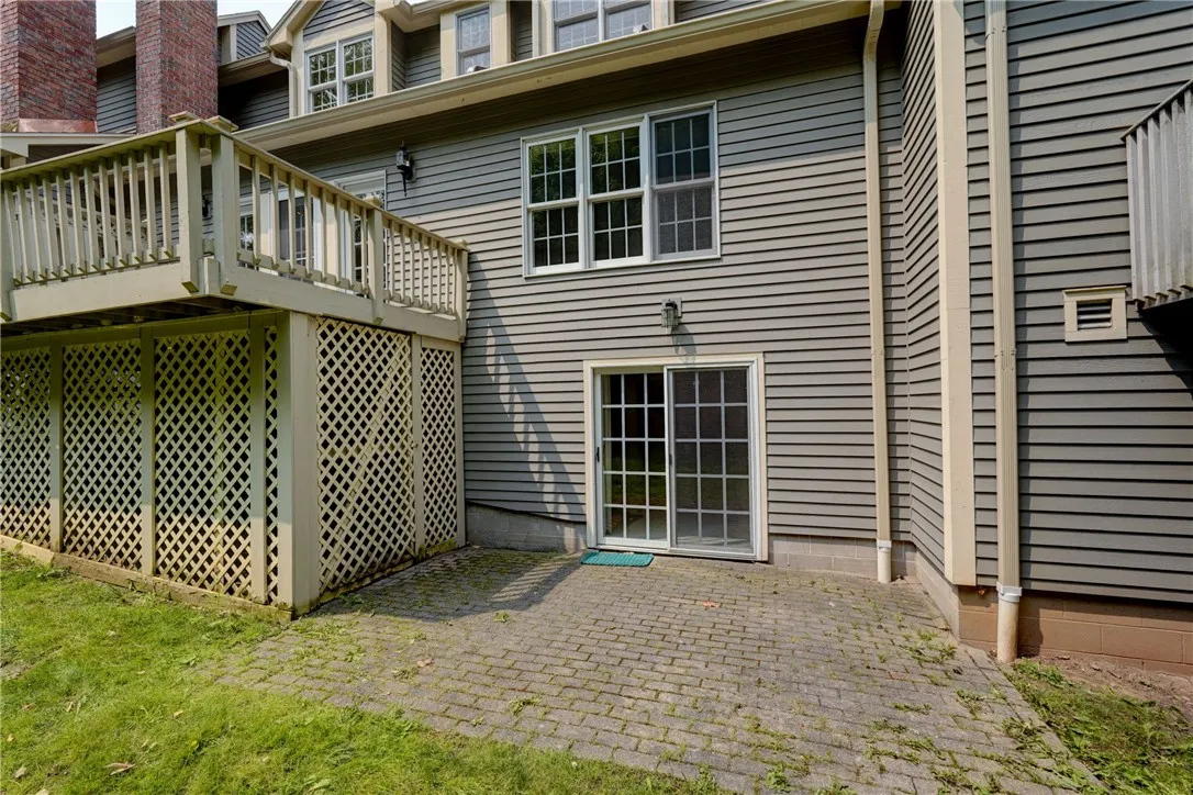 7 Hampshire Lane, Mendon, New York 14506, Mendon, New York 14506, 3 Bedrooms Bedrooms, 8 Rooms Rooms,2 BathroomsBathrooms,Residential,Closed,7 Hampshire Lane, Mendon, New York 14506,R1609652