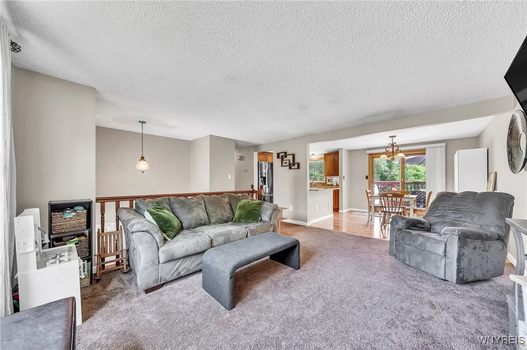 140 Harding Road, Amherst, New York 14221, Amherst, New York 14221, 3 Bedrooms Bedrooms, 8 Rooms Rooms,2 BathroomsBathrooms,Residential,Closed,140 Harding Road, Amherst, New York 14221,B1611075