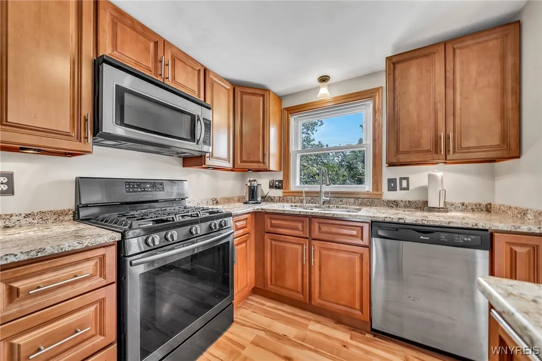 140 Harding Road, Amherst, New York 14221, Amherst, New York 14221, 3 Bedrooms Bedrooms, 8 Rooms Rooms,2 BathroomsBathrooms,Residential,Closed,140 Harding Road, Amherst, New York 14221,B1611075